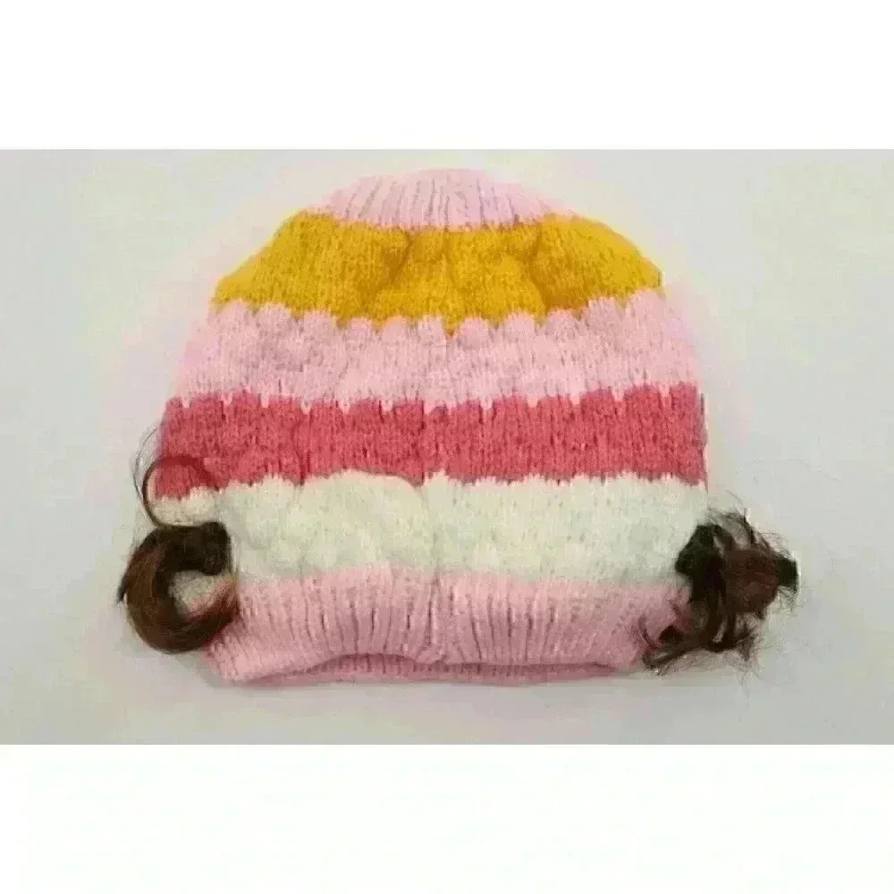 HAND knitted girl hat with knitted applique with beads for 3-6 year old. NEW.